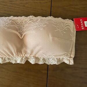 NWT Spanx Lace Undie-Tectable Bandeau Bra